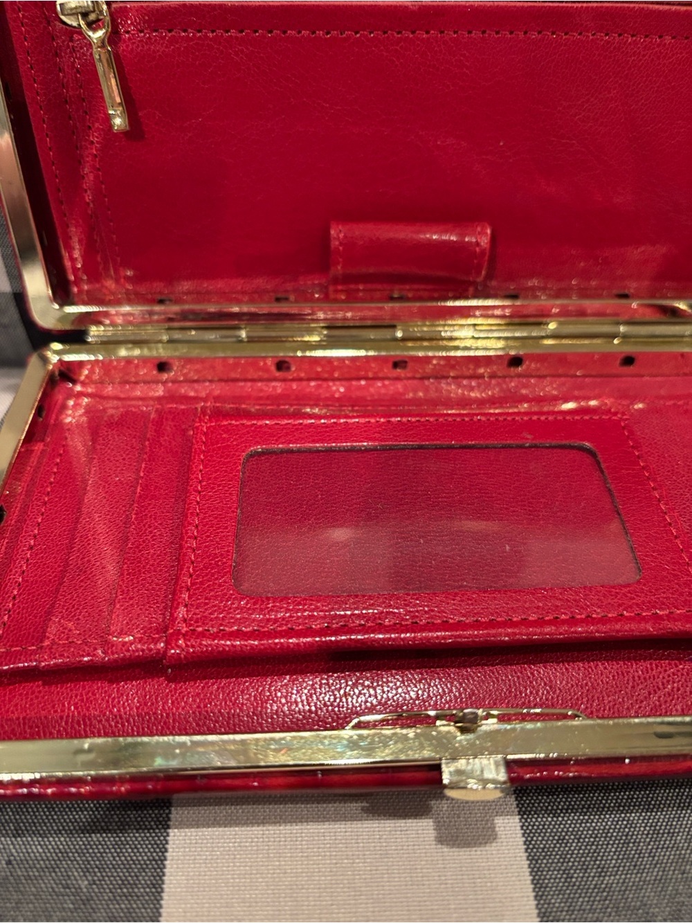 Abas Red Croc-Embossed Wristlet Clutch - Picture 3 of 5